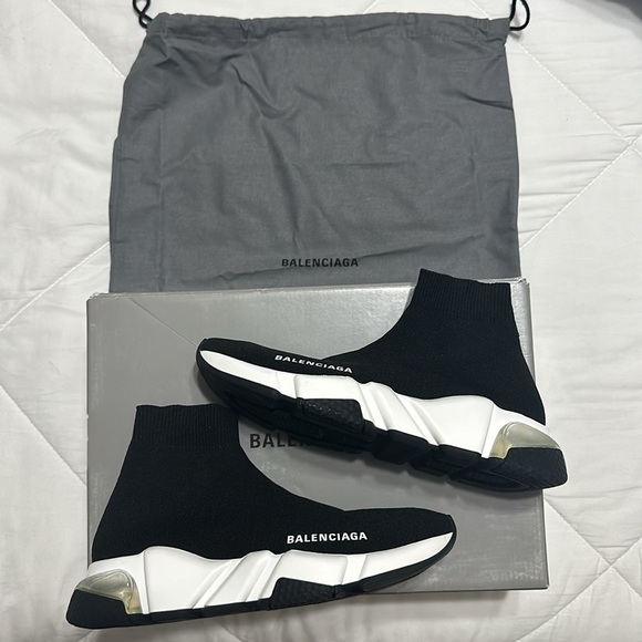 Balenciaga Sneakers - Picture 2 of 8